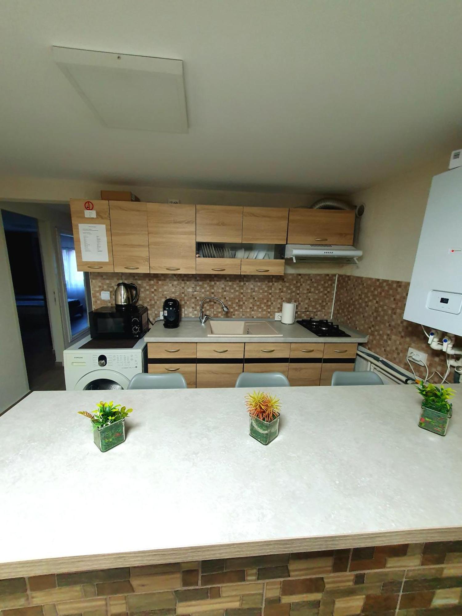 Apartament Lupeni Lupeni  Екстер'єр фото